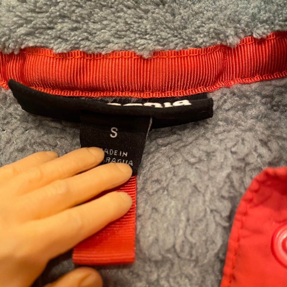 (Patagonia) Re-Tool pullover - Picture 4 of 11